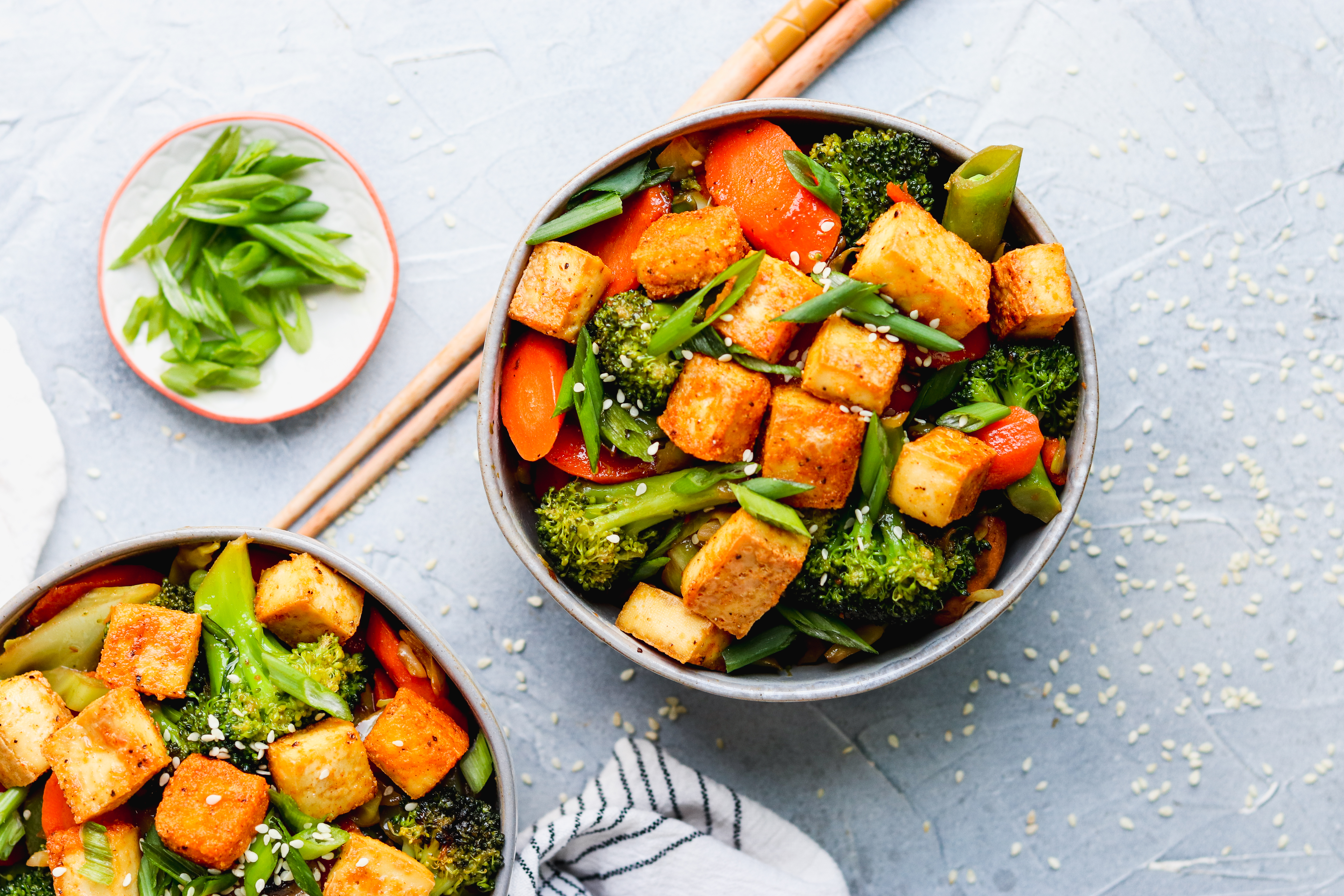 Crispy tofu lunch bowls